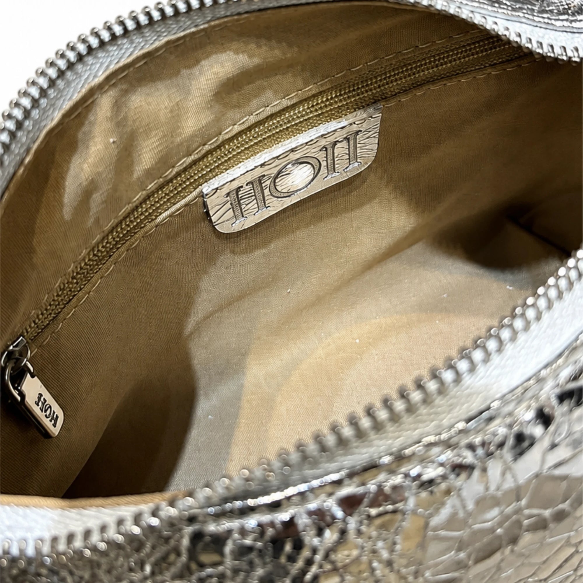 Abu Dhabi Bag